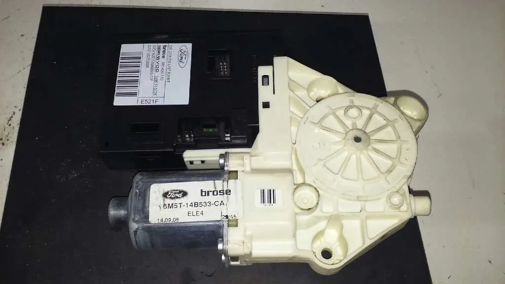 Motor Elevalunas Delantero Derecho para Ford Focus Berlina (Cap)