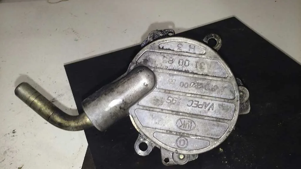 Depresor Freno / Bomba Vacio para Mercedes-Benz Clase C (W203) Berlina