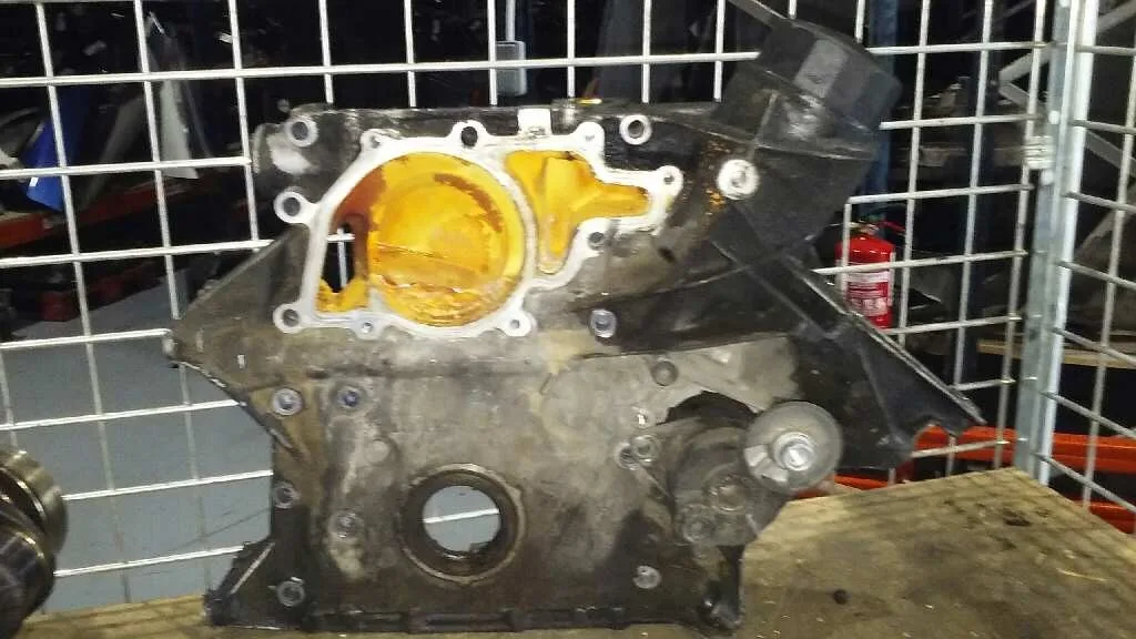 Tapa Distribucion para Mercedes-Benz Sprinterii Caja Cerrada (Desde 01.06)