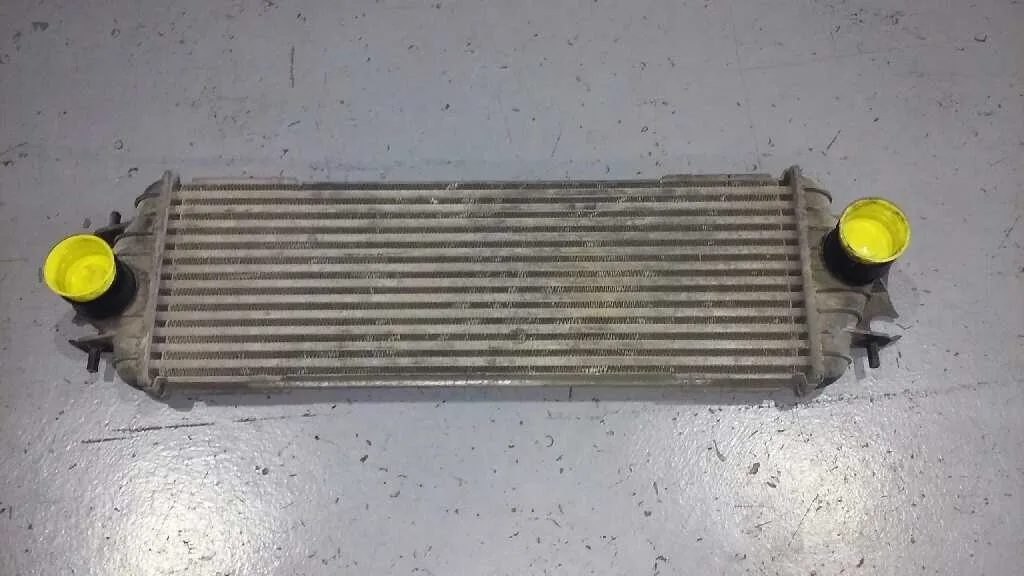 Intercooler para Opel Vivaro