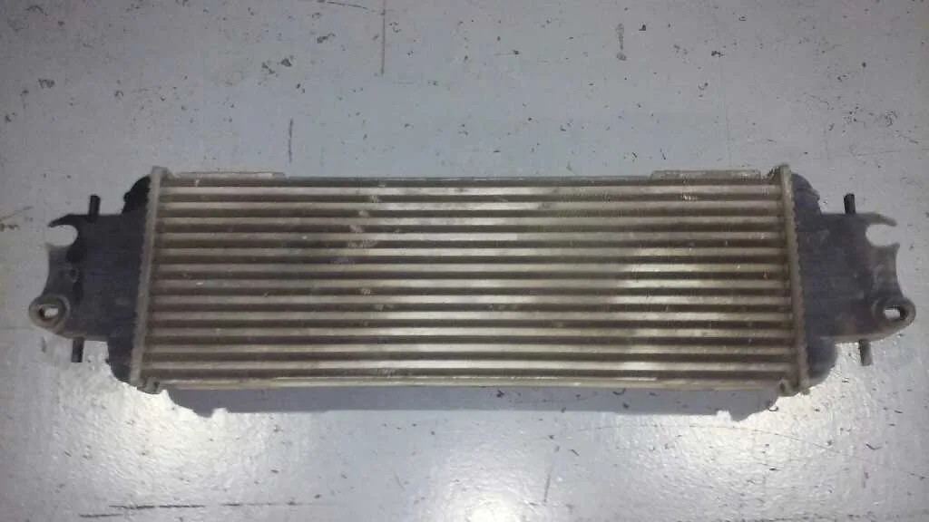 Intercooler para Opel Vivaro