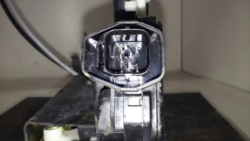 Cerradura Puerta Delantera Derecha para Kia Sportage
