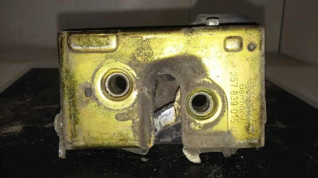 Cerradura Puerta Trasera Izquierda para Volkswagen Passat Berlina (3A2)