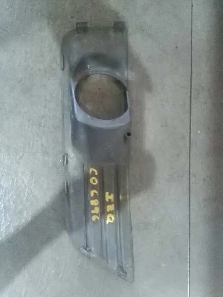 Rejilla Paragolpes Izquierda para Ford Focus Berlina (Cap)