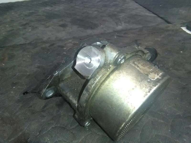 Depresor Freno / Bomba Vacio para Renault Kangoo