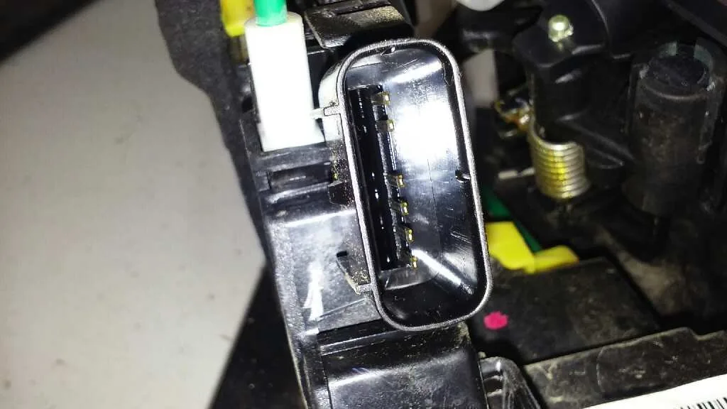 Cerradura Puerta Delantera Izquierda para Hyundai I30 (Gd)