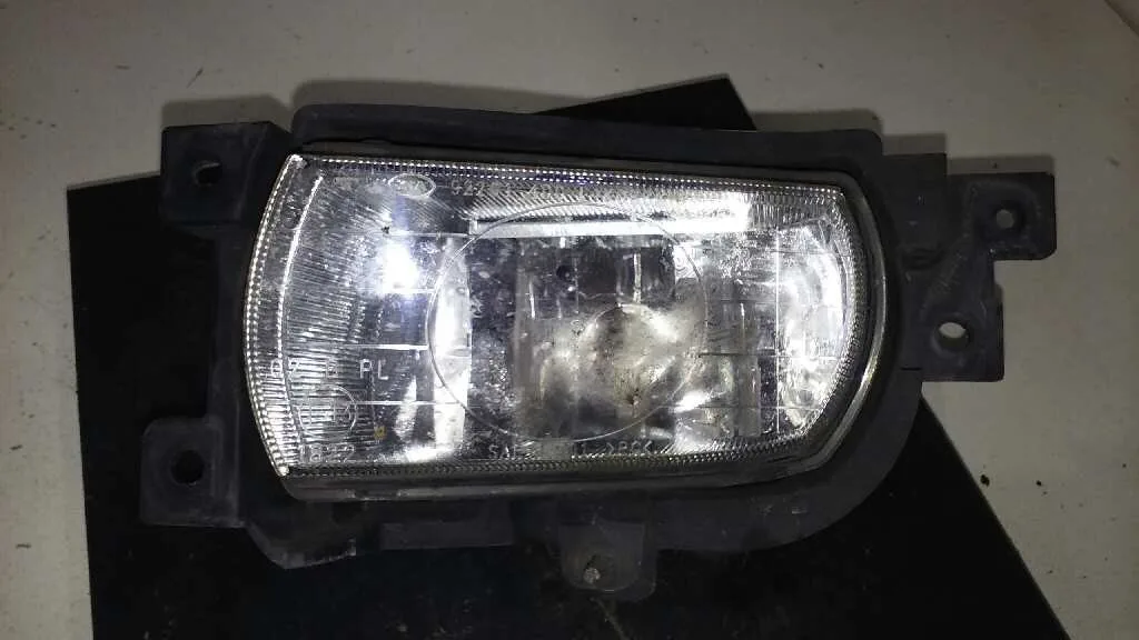 Faro Antiniebla Izquierdo para Kia Carnival