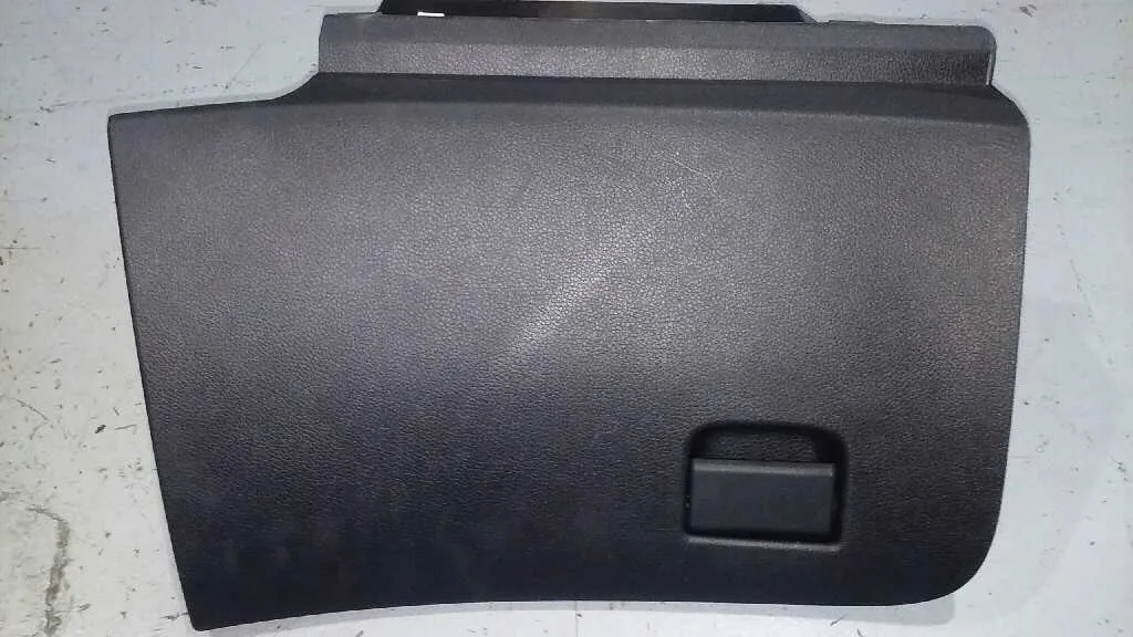 Guantera para Nissan Qashqai (J11)