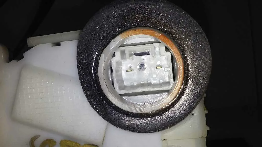 Cerradura Puerta Delantera Derecha para Toyota Yaris