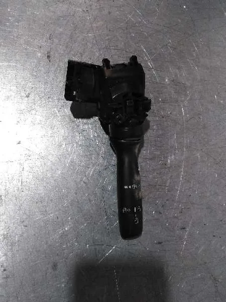 Mando Limpia para Toyota Yaris