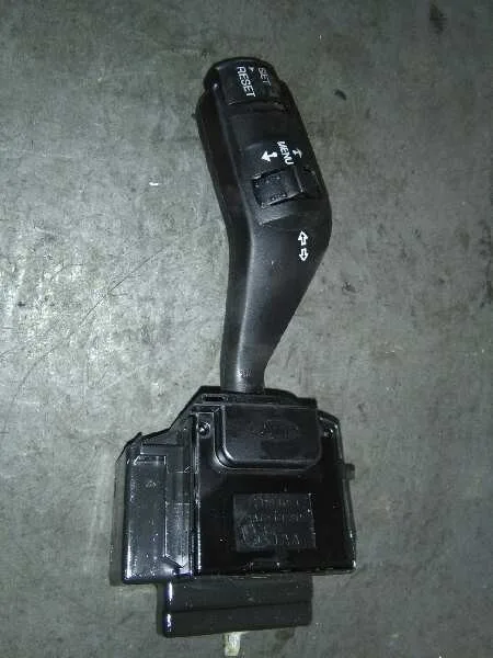 Mando Intermitentes para Ford Focus Berlina (Cap)