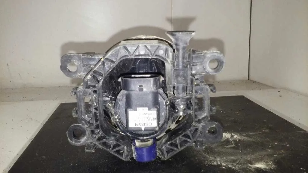 Faro Antiniebla Derecho para Renault Megane Iii Berlina 5 P