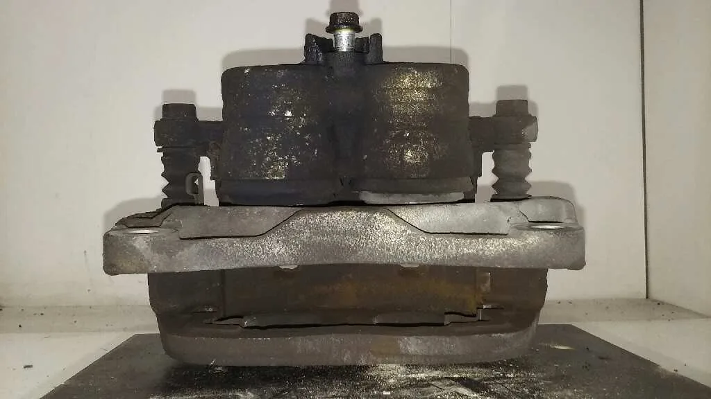 Pinza Freno Delantera Izquierda para Subaru Legacy Lim. B14