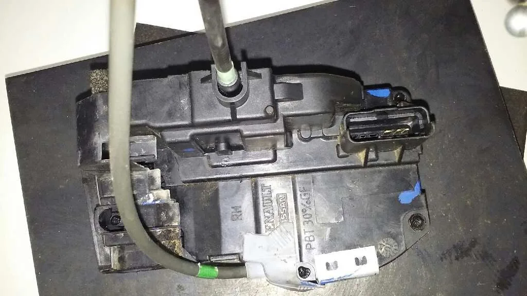 Cerradura Puerta Delantera Derecha para Nissan Juke (F15)