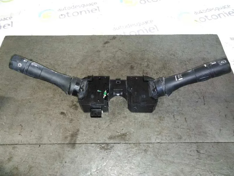 Mando Multifuncion para Nissan Juke (F15)