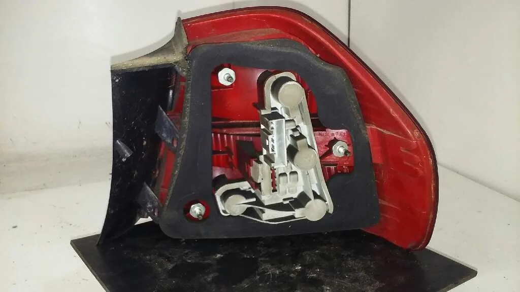 Piloto Trasero Izquierdo para Bmw Serie 3 Berlina (E90)