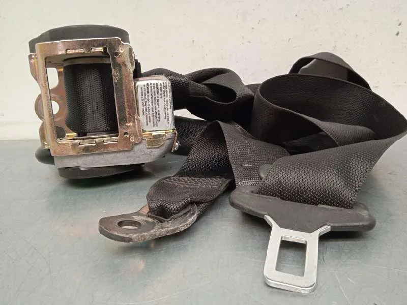 Cinturon Seguridad Trasero Derecho para Mercedes-Benz Clase A (W168)