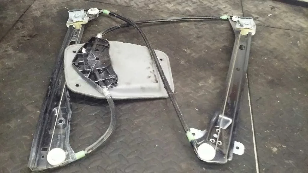 Elevalunas Delantero Izquierdo para Volkswagen Golf V Berlina (1K1)