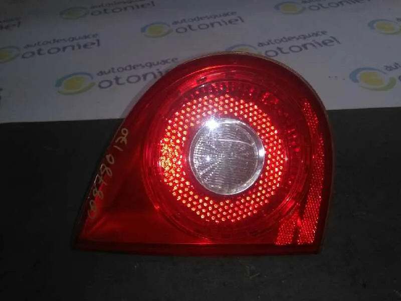 Piloto Trasero Izquierdo Interior para Volkswagen Golf V Berlina (1K1)