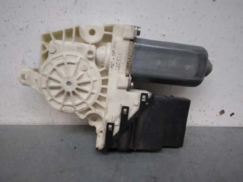 Motor Elevalunas Trasero Derecho para Seat Leon (1M1)