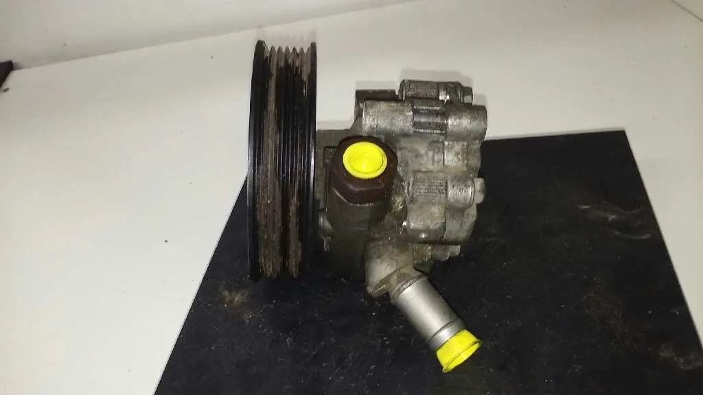Bomba Direccion para Opel Insignia Berlina