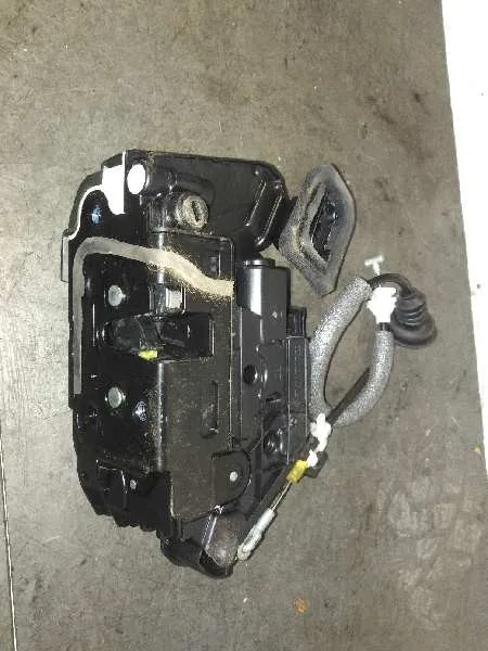 Cerradura Puerta Trasera Izquierda para Seat Toledo (Kg3)