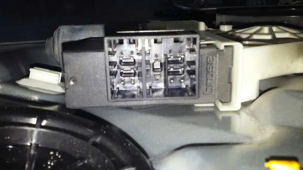 Elevalunas Delantero Izquierdo para Seat Ibiza (6L1)