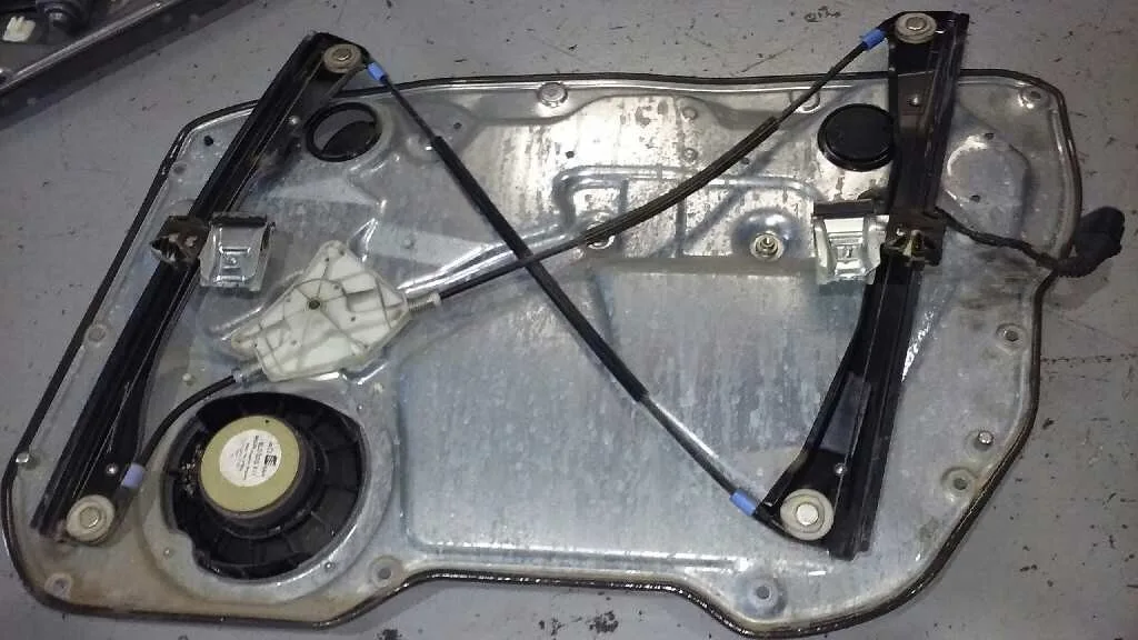 Elevalunas Delantero Izquierdo para Seat Ibiza (6L1)