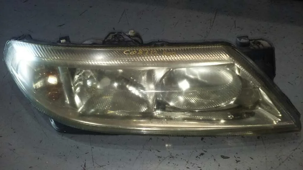 Faro Derecho para Renault Laguna Ii (Bg0)
