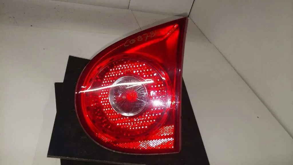 Piloto Trasero Derecho Interior para Volkswagen Golf V Berlina (1K1)