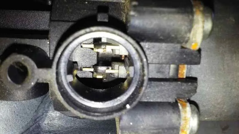 Elevalunas Delantero Derecho para Renault Clio Iii