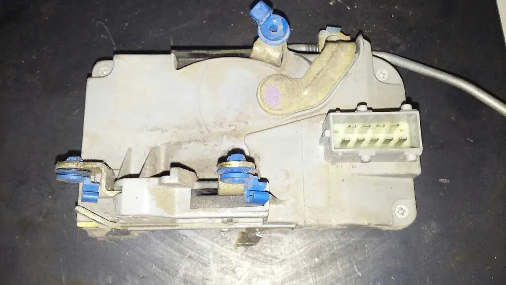 Cerradura Puerta Delantera Derecha para Renault Clio Iii