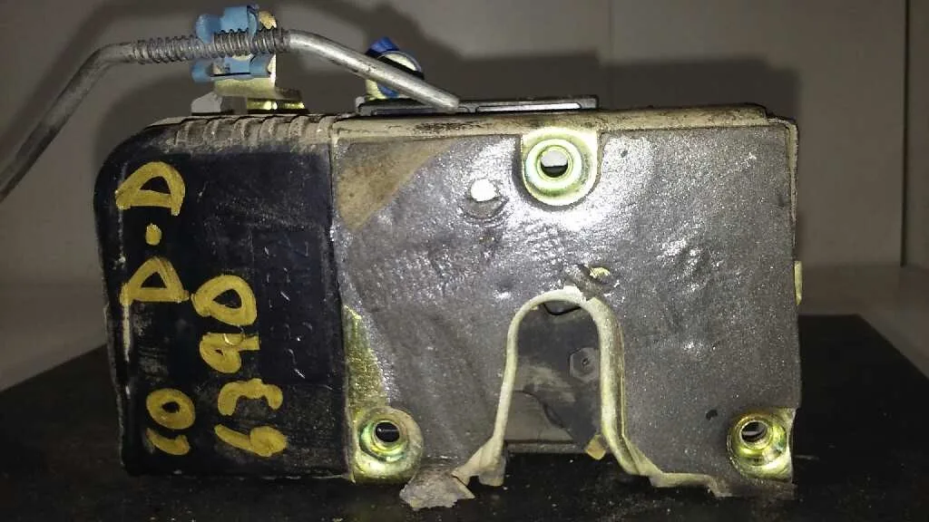 Cerradura Puerta Delantera Derecha para Renault Clio Iii