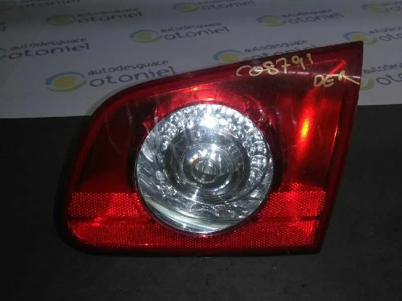 Piloto Trasero Derecho Interior para Volkswagen Passat Variant (3C5)