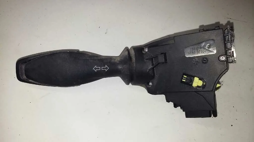 Mando Luces para Ford Fiesta (Ccn)