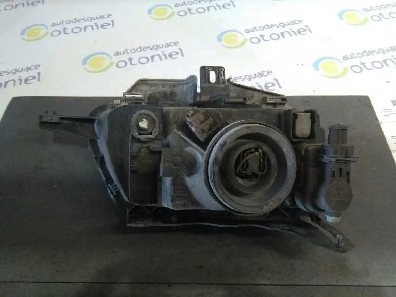 Faro Izquierdo para Citroën Saxo