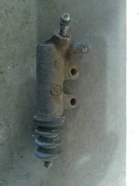 Bombin Embrague para Toyota Corolla Verso (R1)