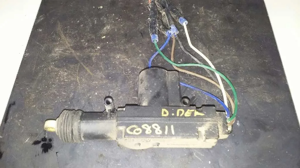 Motor Cierre Centralizado Delantero Derecho para Nissan Micra (K11)