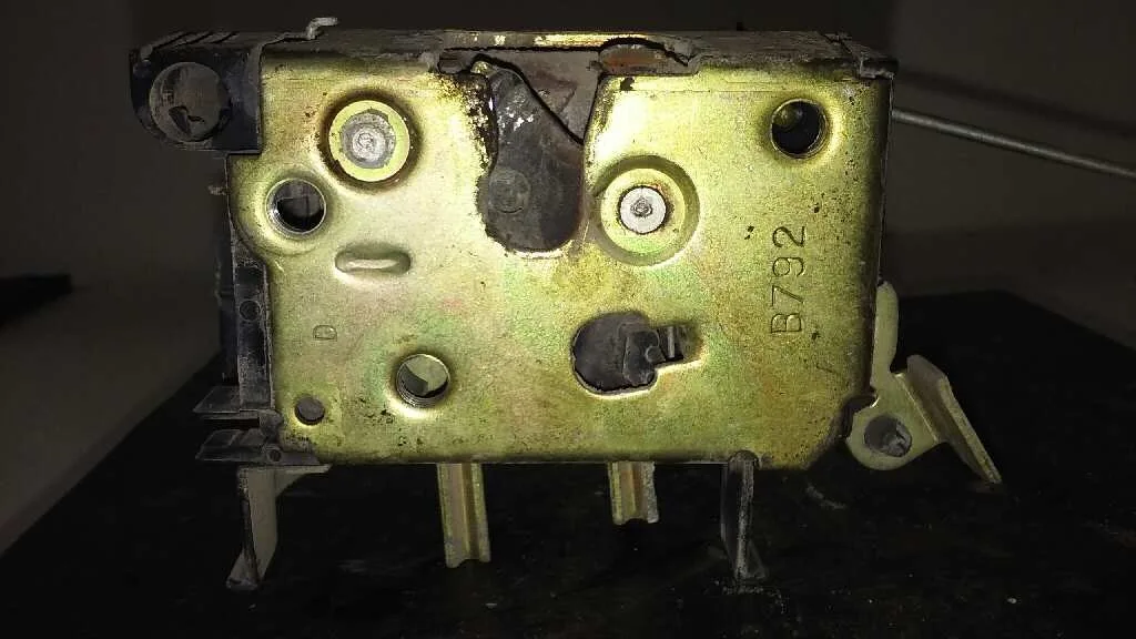 Cerradura Puerta Delantera Derecha para Fiat Punto Berlina (176)
