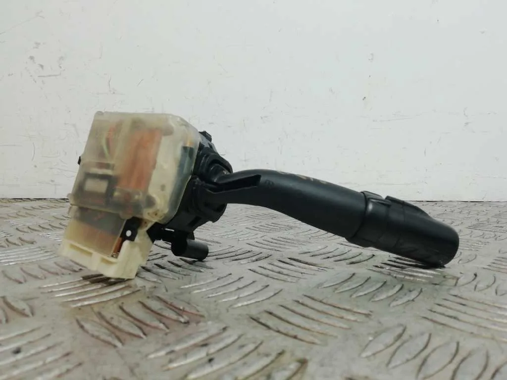 Mando Intermitentes para Toyota Corolla Verso (R1)