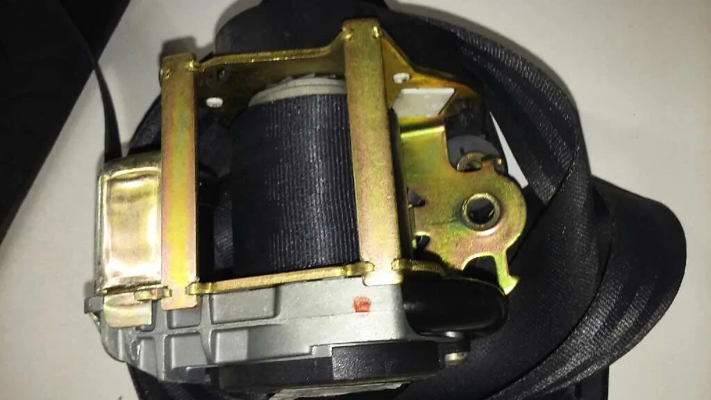 Pretensor Airbag Izquierdo para Fiat Ulysse (179)