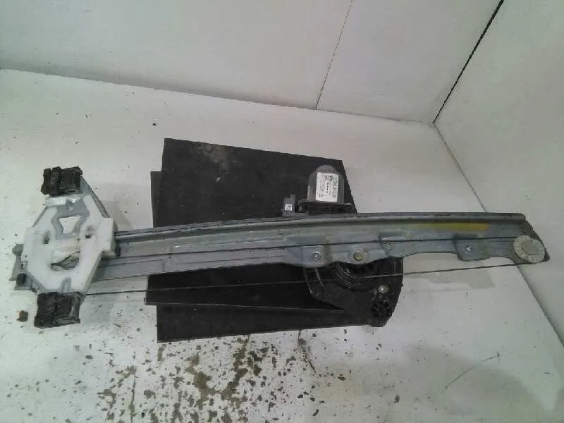 Elevalunas Delantero Izquierdo para Citroën C4 Lim.