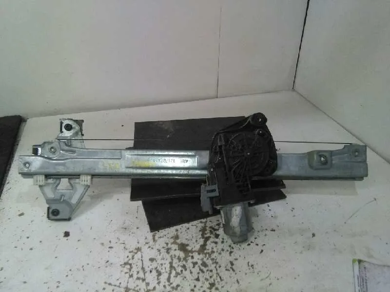 Elevalunas Delantero Izquierdo para Citroën C4 Lim.