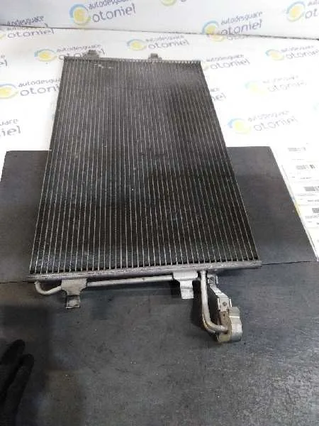 Condensador / Radiador Aire Acondicionado para Volvo S40 Berlina