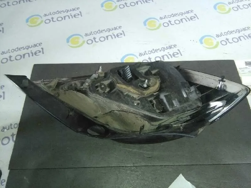 Piloto Trasero Derecho para Opel Astra H Berlina