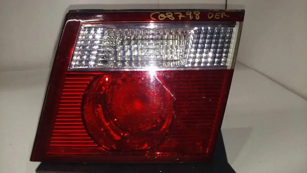 Piloto Trasero Derecho Interior para Kia Carens