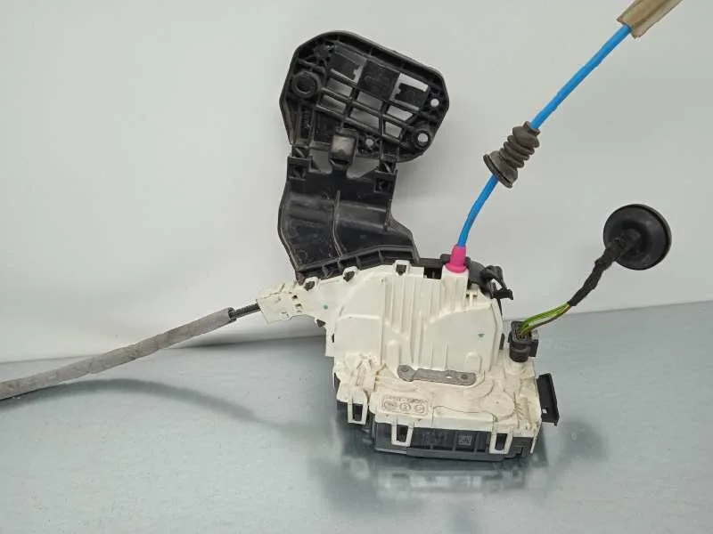 Cerradura Puerta Trasera Izquierda para Mercedes-Benz Clase Cla (W117)