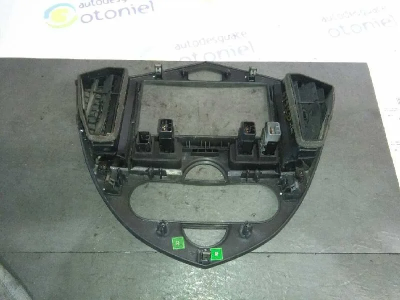 Consola Central para Kia Carens