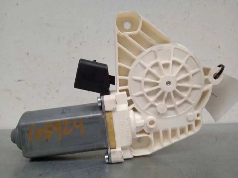 Motor Elevalunas Delantero Derecho para Mercedes-Benz Clase Cla (W117)