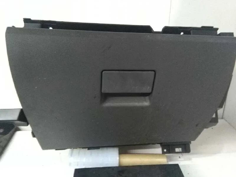 Guantera para Ford Kuga (Cbv)
